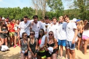 12 lyc&eacute;ens champions du raid vert et du raid bleu, en UNSS acad&eacute;mique